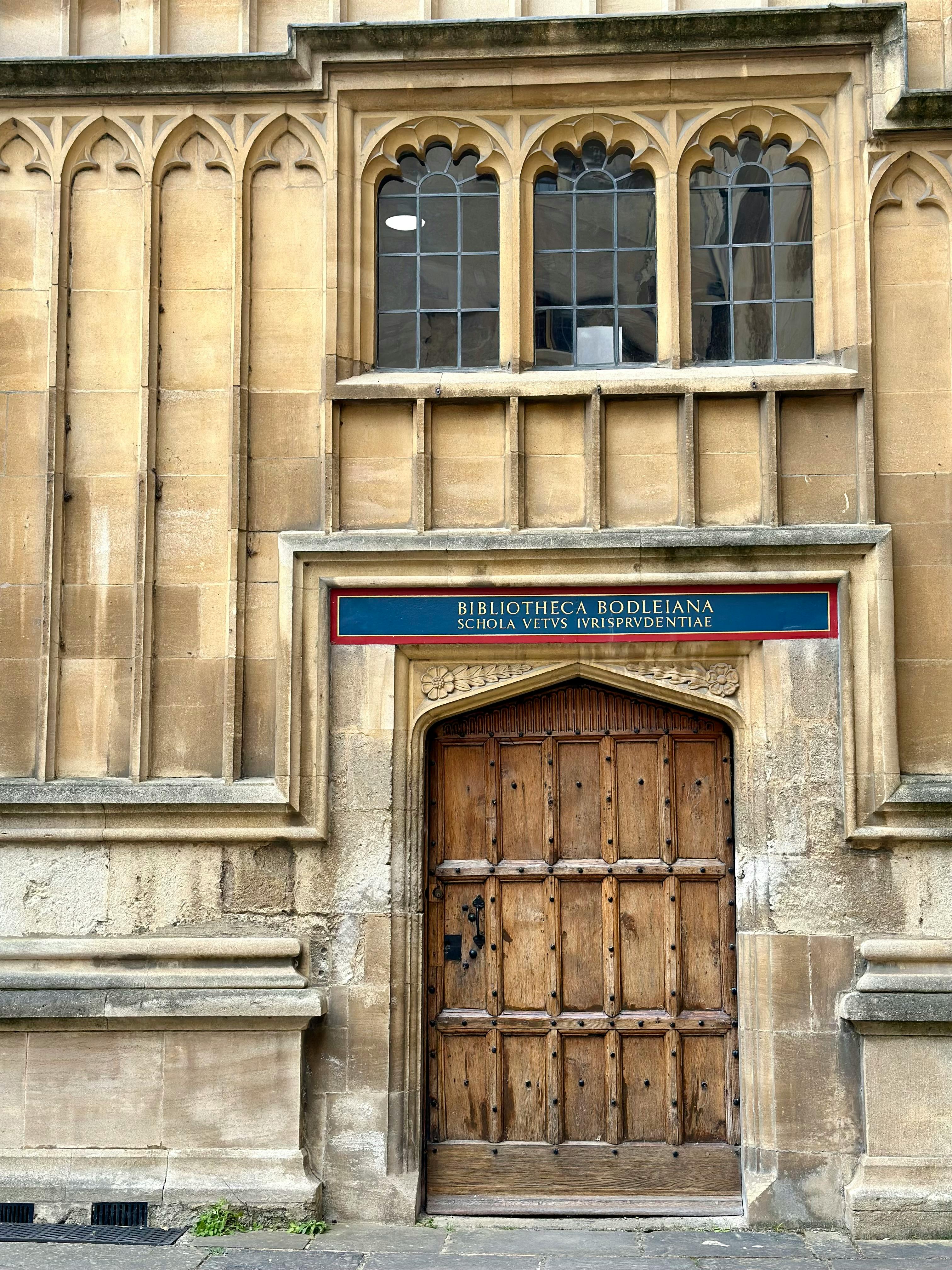 Discovering Historic Towns And Bodleian Library
